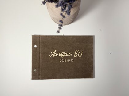 palinkejimu knyga jubiliejui