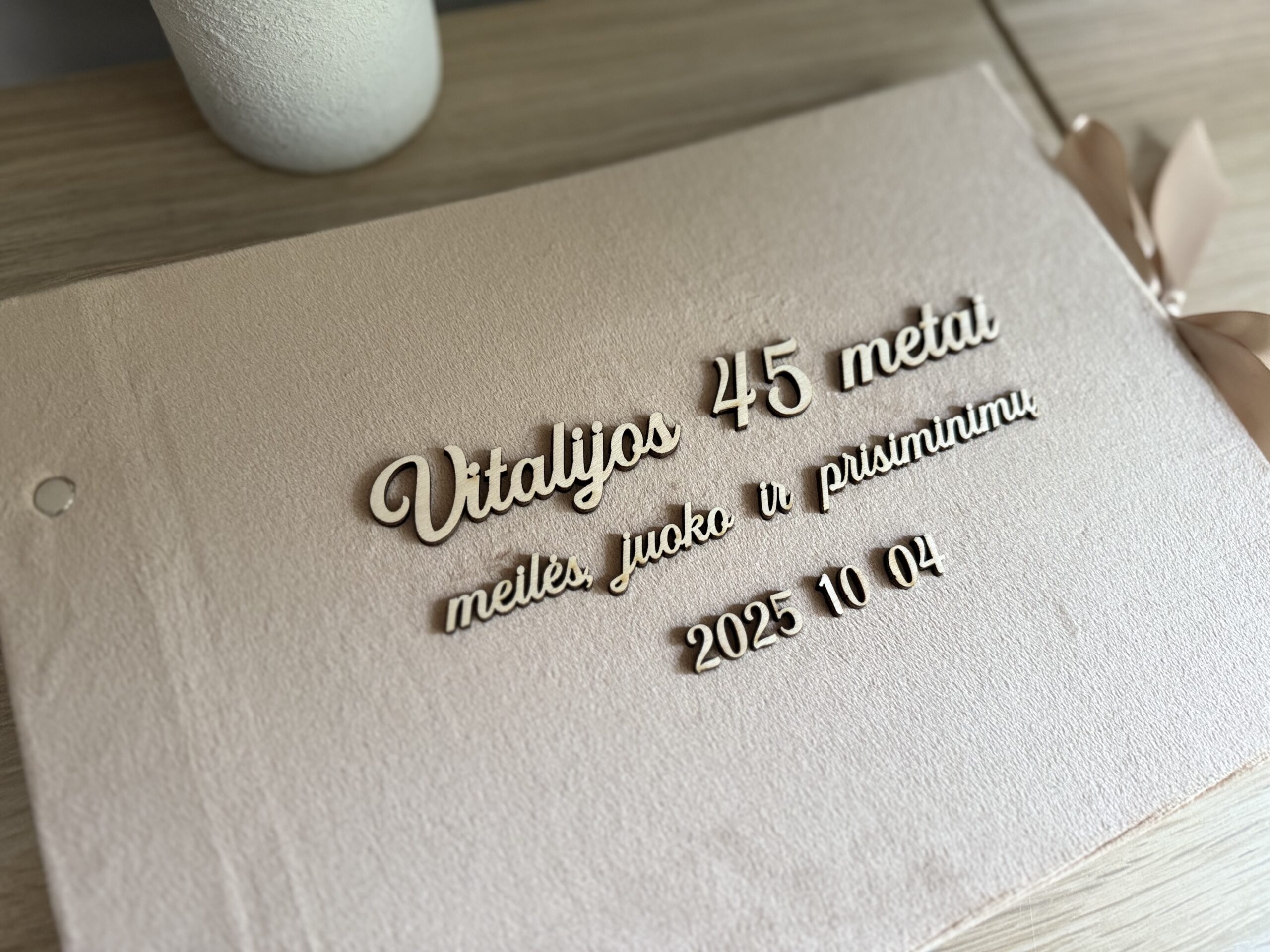 Sveikinimų Knyga / Nuotraukų Albumas "Vitalija" - Image 2